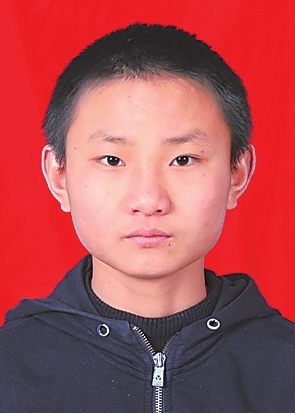 肖乃军,男,汉族,2004年3月出生,商城县上石桥镇第二初级中学九年级四