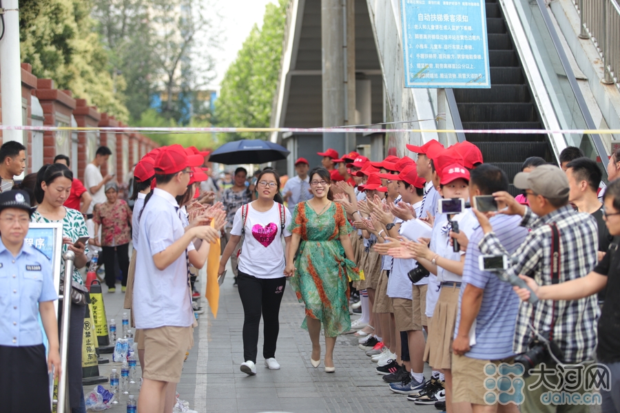 FlKTLFF0iwOCt4ytq4zn-PrfuSR4(1)