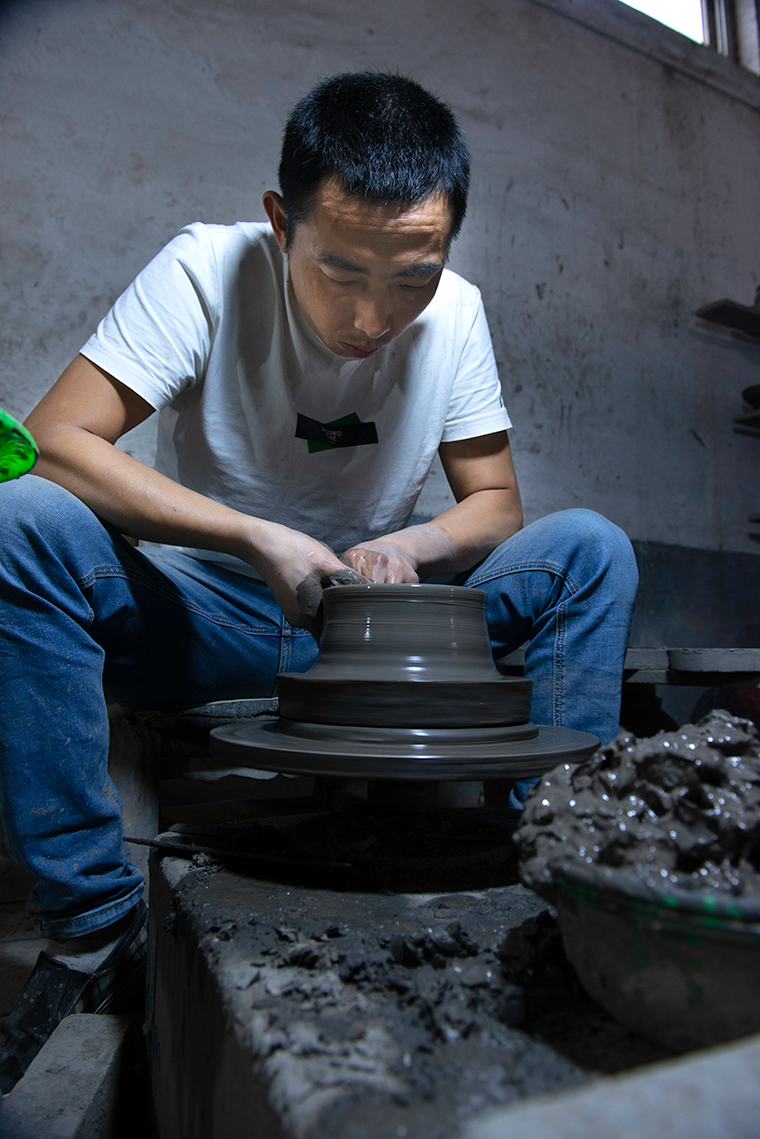 大河摄友团汝州采风用镜头揭秘汝瓷制作