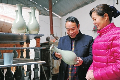 任全现：追寻汝瓷那片美丽的冰片釉