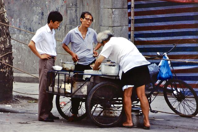 九十年代初上海人的衣食住行