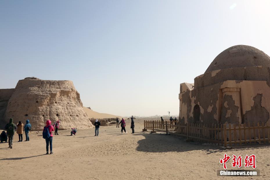 古丝绸之路――内蒙古额济纳旗黑城遗址