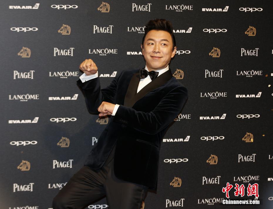 第54届金马奖最佳男女主角获奖后合影