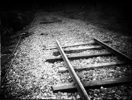 【解密档案】铁道破坏队系列之二:土发明炸晕