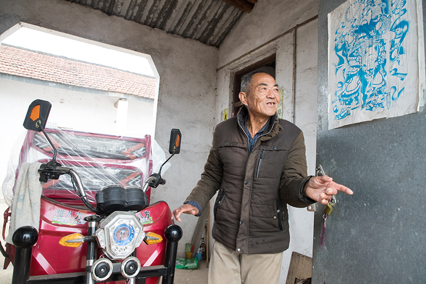 走进豫南一个深度贫困村看看这里村民生活是啥样村貌逐渐在变