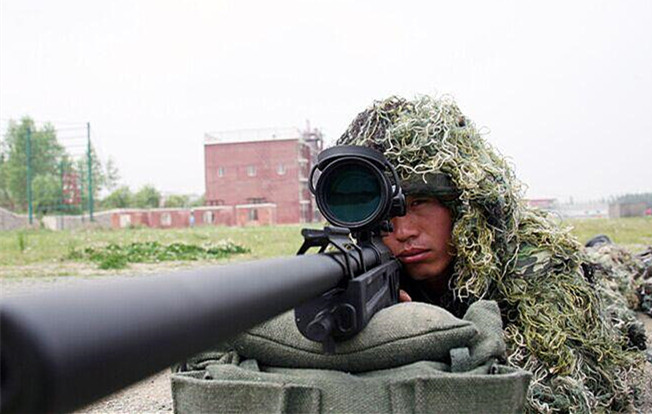 党的十九大代表,武警黑龙江总队二支队三大队副大队长李玉峰和他的特