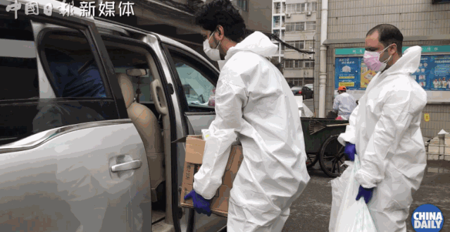 疫情@“中国现在是世界上最安全的地方”，外国留学生毫不犹豫地说出这句话 | 90后Vlog