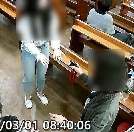 【】韩国一教会用喷壶轮流给教徒嘴里消毒 48人确诊