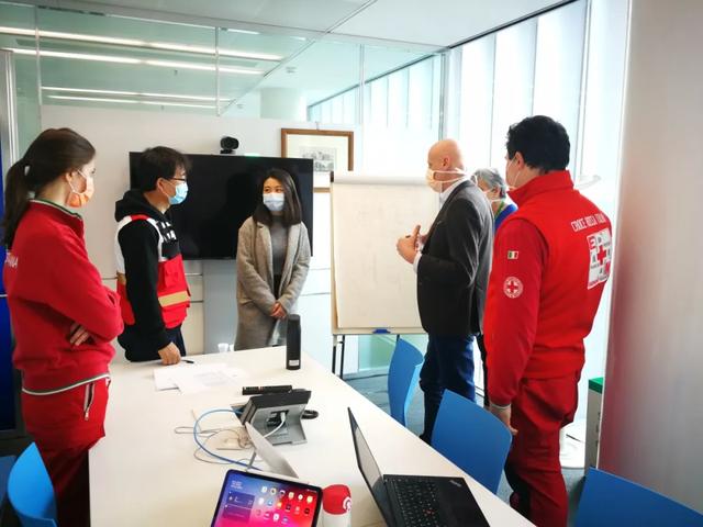 ：为国分忧，为民解难，才值得为自己点赞丨白衣战士抗疫日记