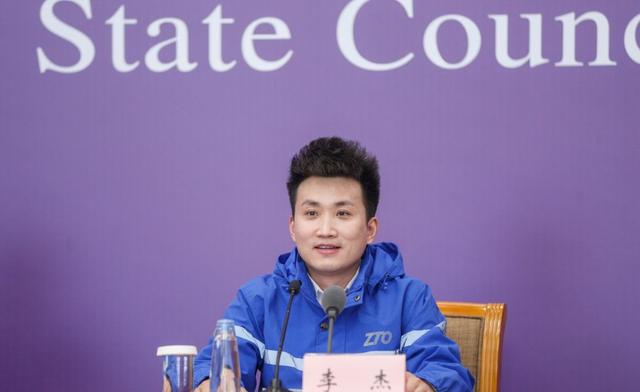 「外卖小哥」中国外卖小哥登《时代周刊》封面，有何启示？