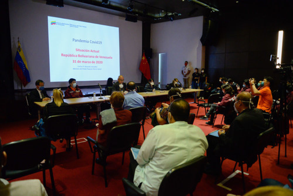 「医疗」独家日志 | 中国专家在委开工首日：感受当地对中国经验的迫切需求