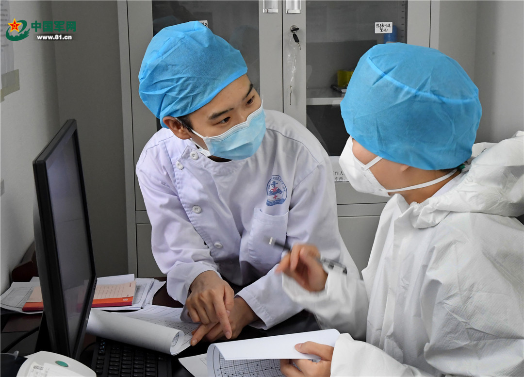 #刘思彤#刘思彤：武汉一线最年轻的士兵护士