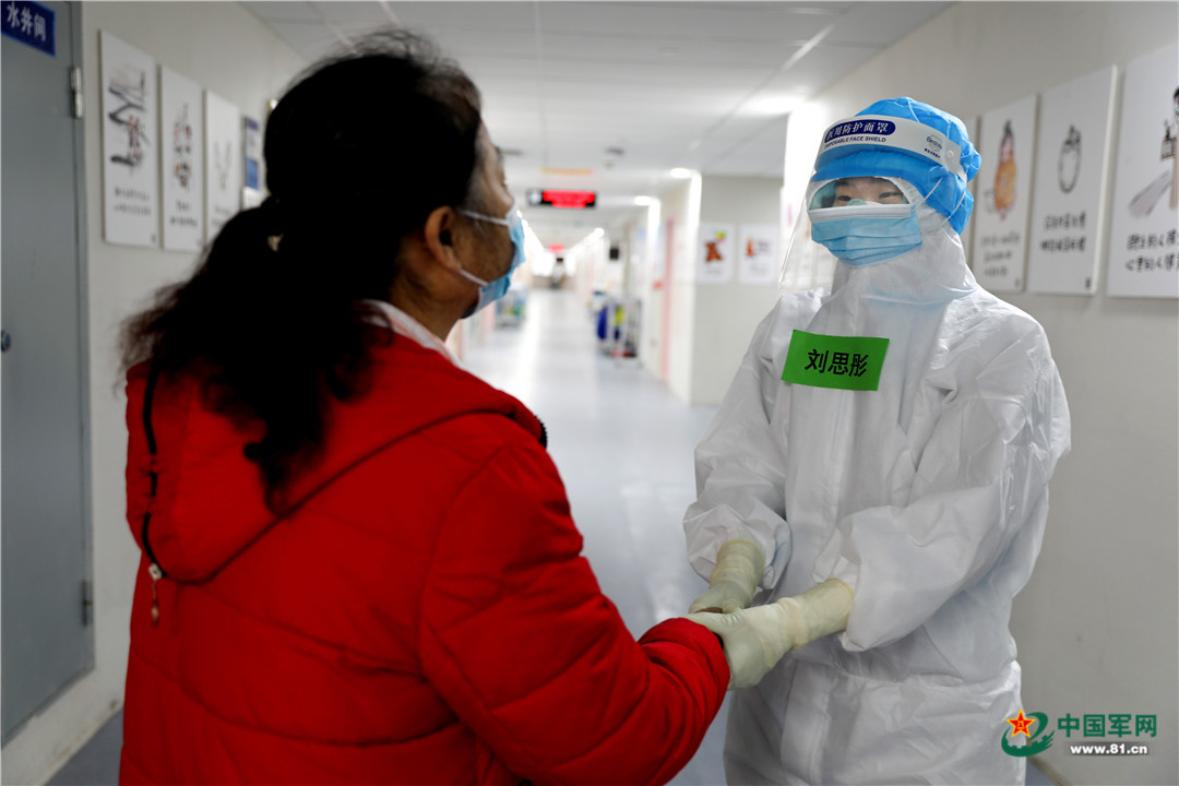 #刘思彤#刘思彤：武汉一线最年轻的士兵护士