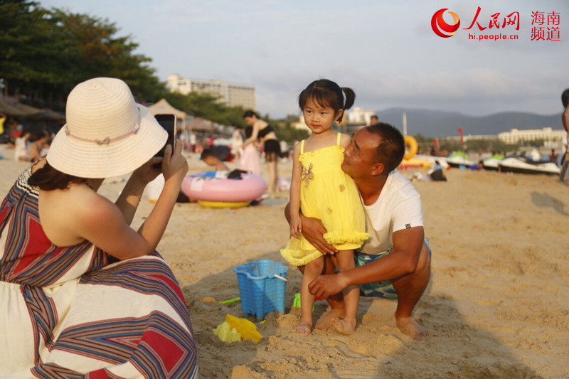 疫情■复工复产地方策 海南：精准施策助复工复产 跑出自贸港加速度