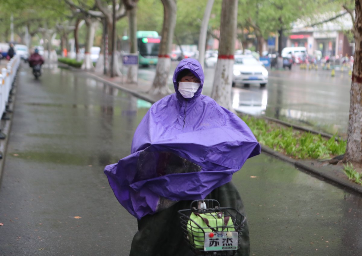 冰雹■大风降温！雷暴冰雹！河南这些地方还有雨夹雪