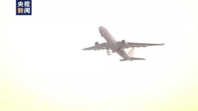 #民用航空#太好哭了！这76天的隔“空”对话，“违规”却感人