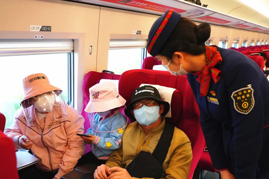 武汉生活■春天里，在武汉的异乡人回家了