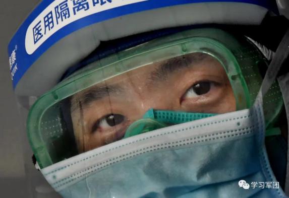 『』重温人民军队战“疫”的难忘时刻