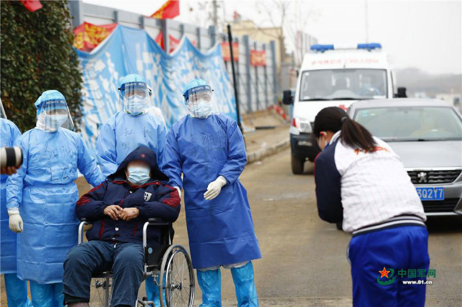 『』重温人民军队战“疫”的难忘时刻