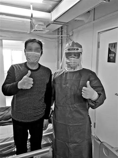 【李琦】白衣执甲！他们说，这是入党以来最自豪的一次“优先”