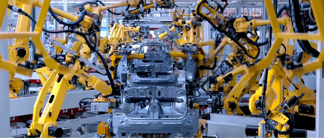 汽车：这是你不知道的河南① | “河南造”纯电动轿车驶入德国