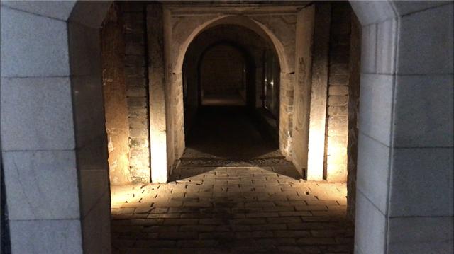 【洛阳】探秘洛阳古墓穴，身临其境，感受地下文明