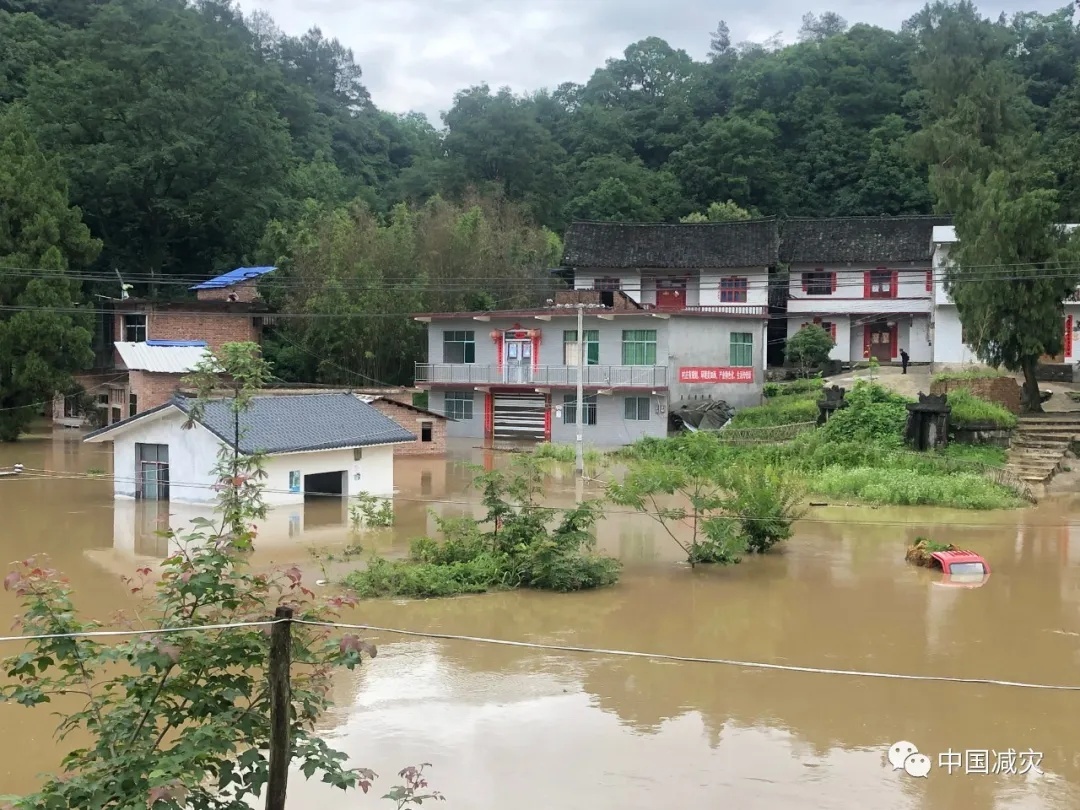 广西强降雨广西湖南等8省强降雨 已导致176万人受灾9人死亡