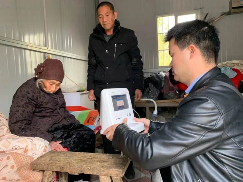 诗鬼“80后”扶贫干部李贺：皖北平原上挥洒热血青春