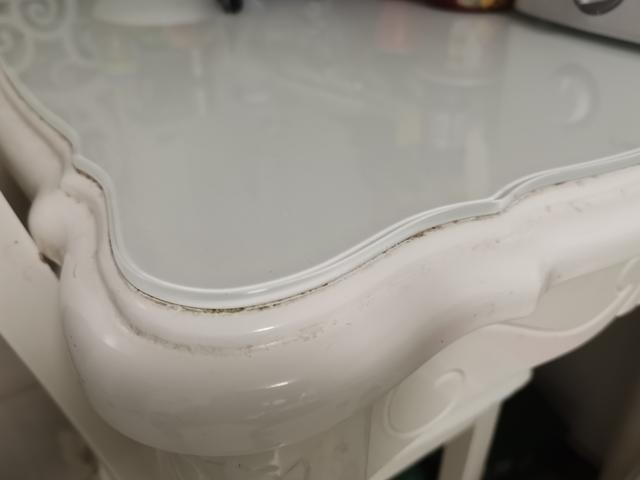 奇闻轶事郑州一家火锅店玻璃桌突然爆炸多人受伤? 店主：欲向销售方寻求解决方案