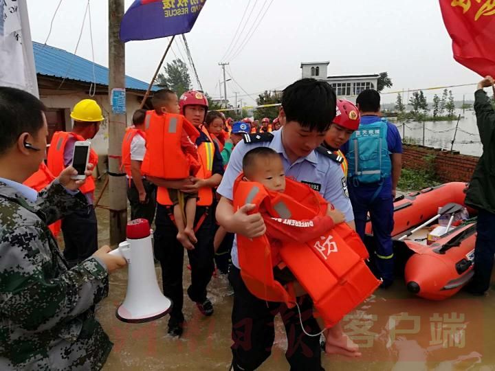 固始|风雨同舟迎巨浪，斗志如磐战洪魔——固始防汛抗洪一线扫描