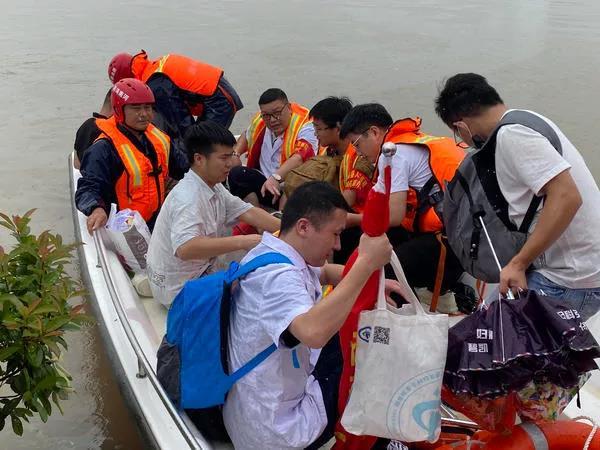 洪水|“皖”手相助，患难“豫”共！安徽，谢谢你！