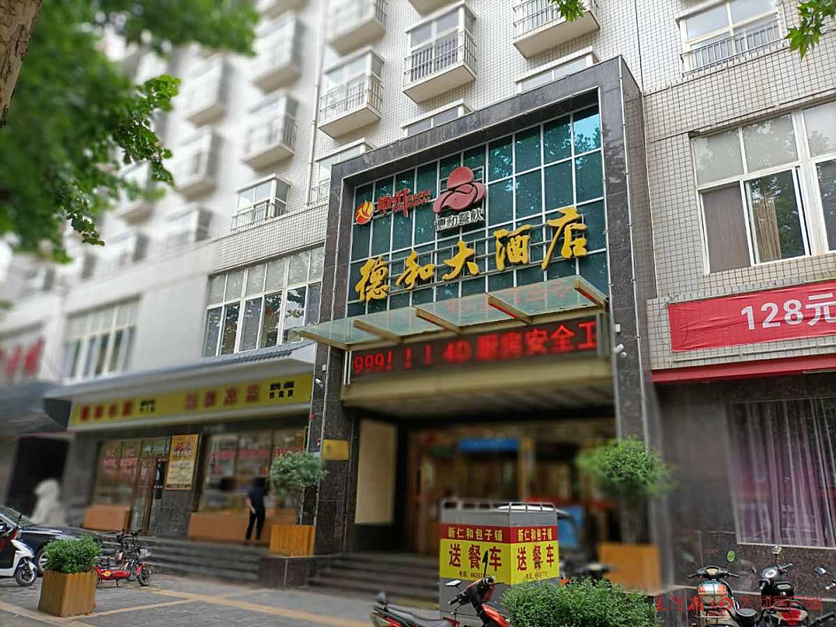 王建国|洛宁男子参加婚宴，从酒店3米高传菜间跌落昏迷至今 家属考虑起诉