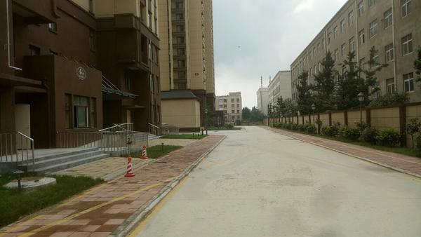 房屋验收|郑州一小区延期交房近8个月，业主子女入学难 开发商：正和学校协调