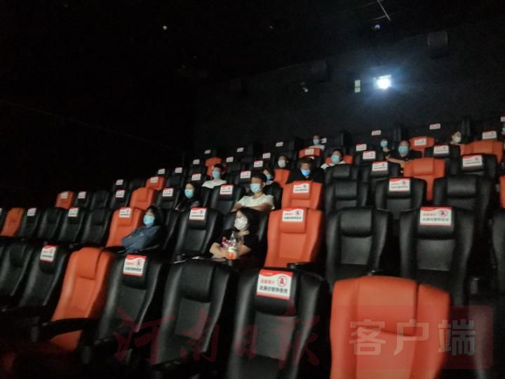 电影院|实名登记、无接触式购票、交叉隔座观影……洛阳电影院复工，观影前“四部曲”了解一下