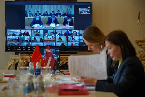 疫情|世界抗疫之战的启示——写在2020年全球新冠确诊病例达2020万之际