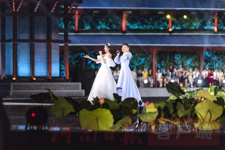 中秋晚会|央视中秋晚会舞美总监许林江：以古今融合之美传承家国情怀