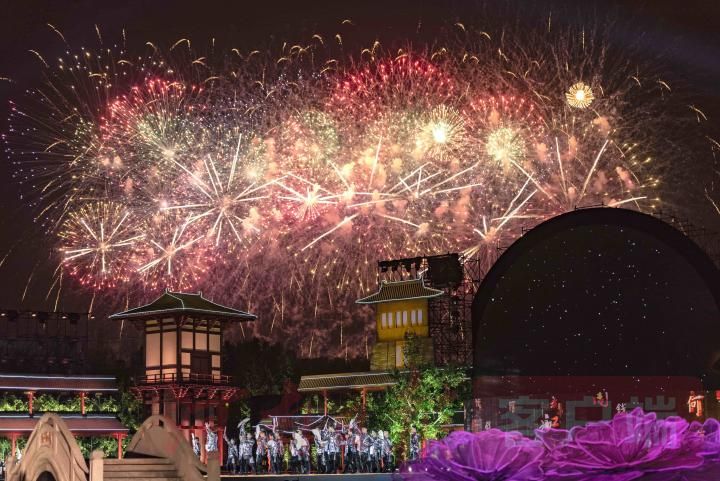 中秋晚会|央视中秋晚会舞美总监许林江：以古今融合之美传承家国情怀