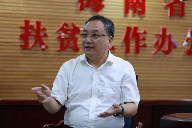 孟凡盛摄发展产业是实现脱贫的根本之策.