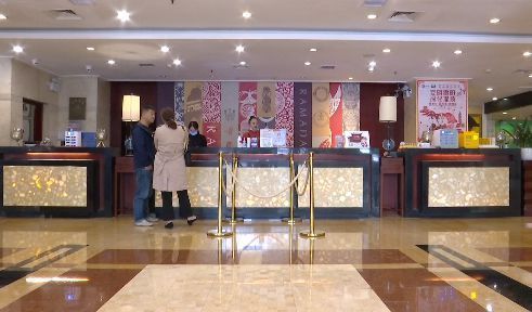 |新娘哭了!请帖都发出去了，酒店竟然忘了有婚宴