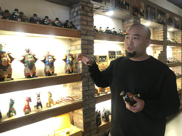 |行走大运河丨走进“中国泥塑第一村”：小泥偶见证运河兴盛，大产业带领村民致富