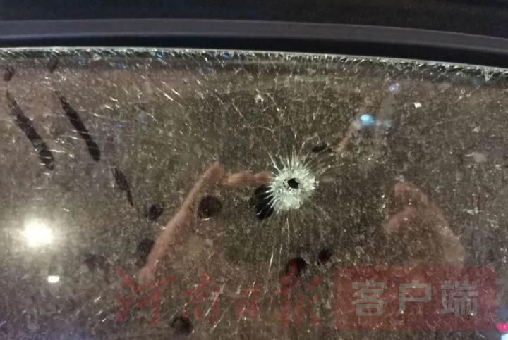 |职工汽车玻璃损坏之后，开封炭素公司这样给力！