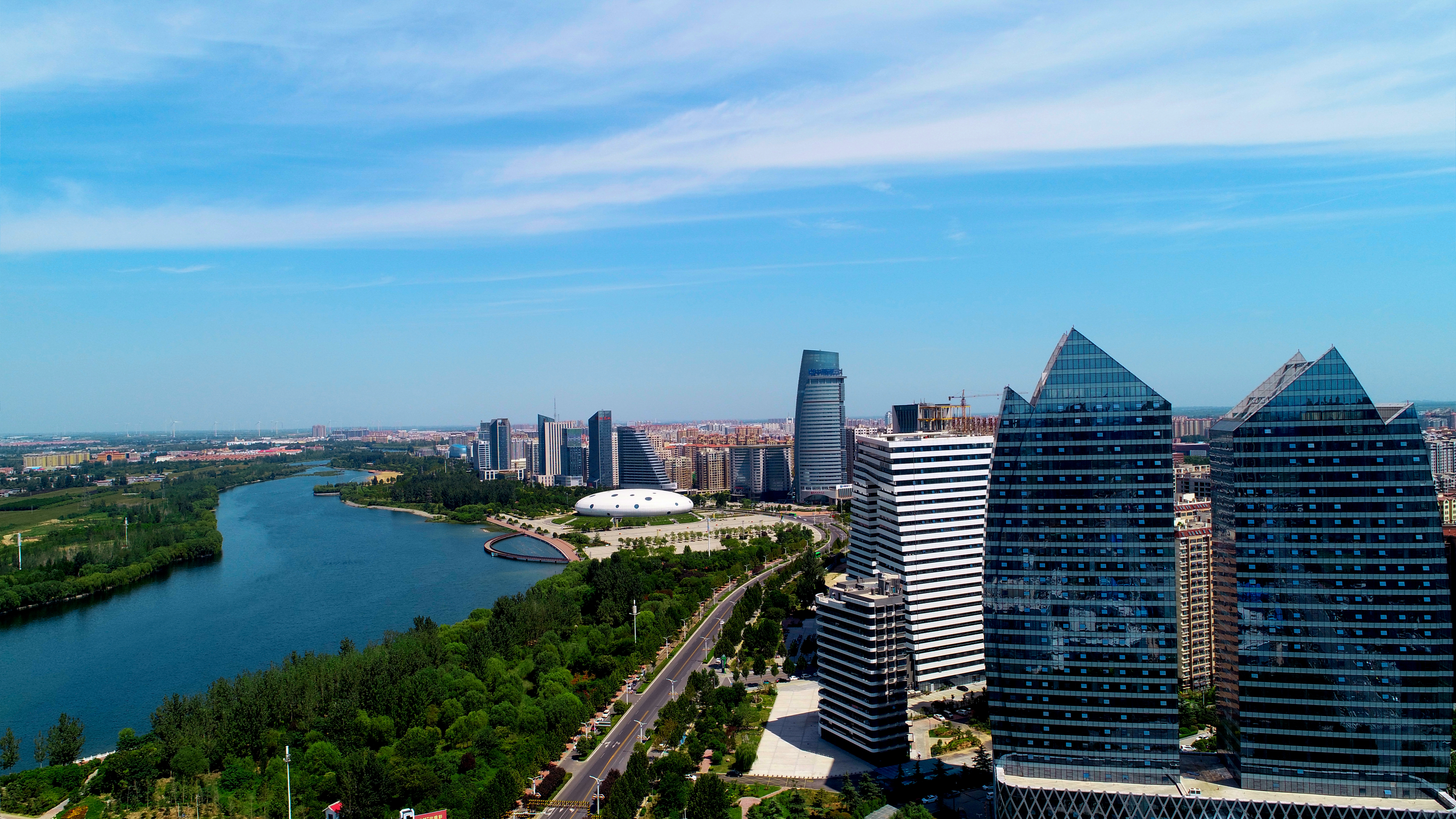 河南鹤壁市新区gdp是多少_河南鹤壁市浚县夜景(2)