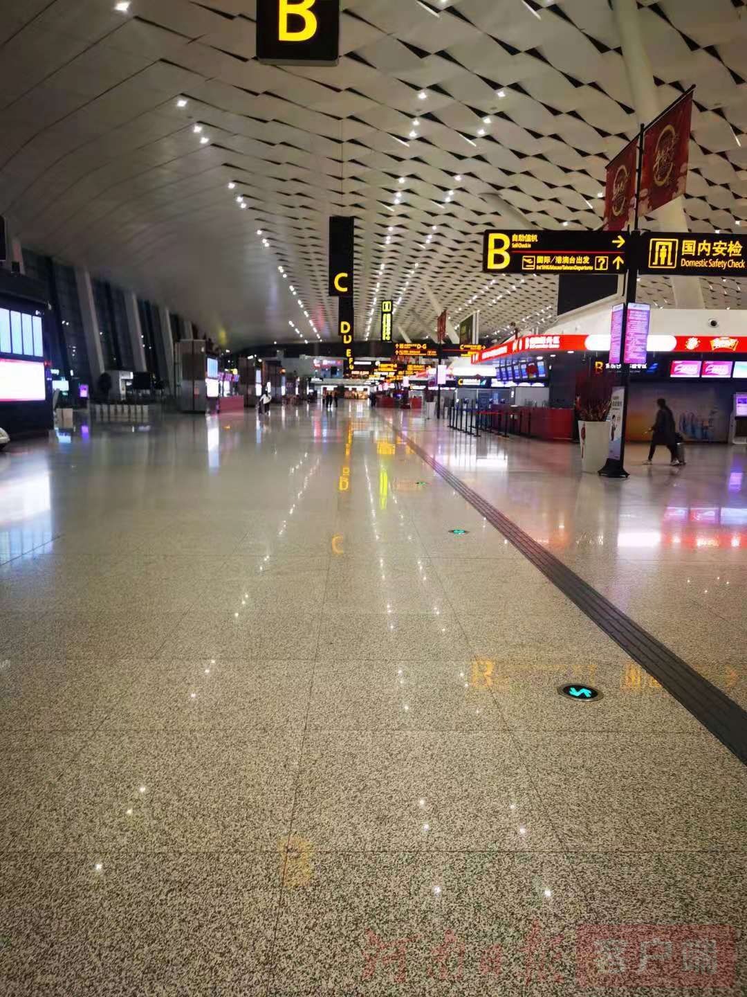新郑机场夜景图片
