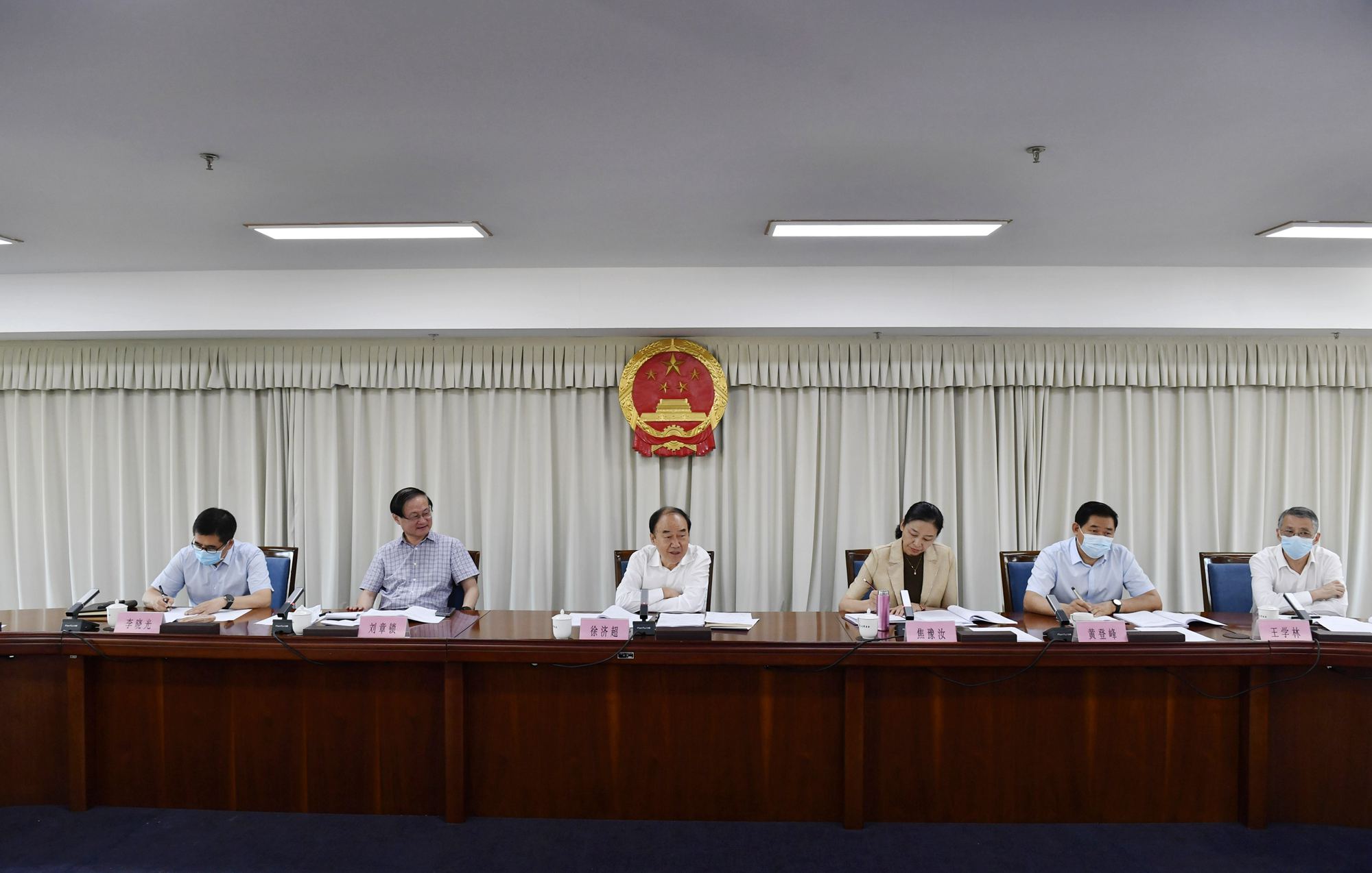 河南省人大常委会召开基本医疗卫生与健康促进法执法检查汇报座谈暨省