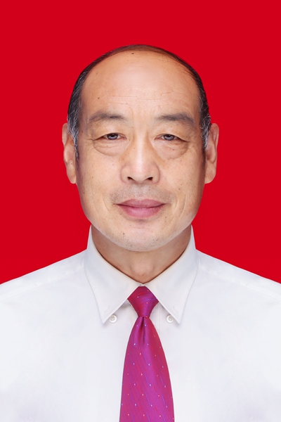 黄国兴