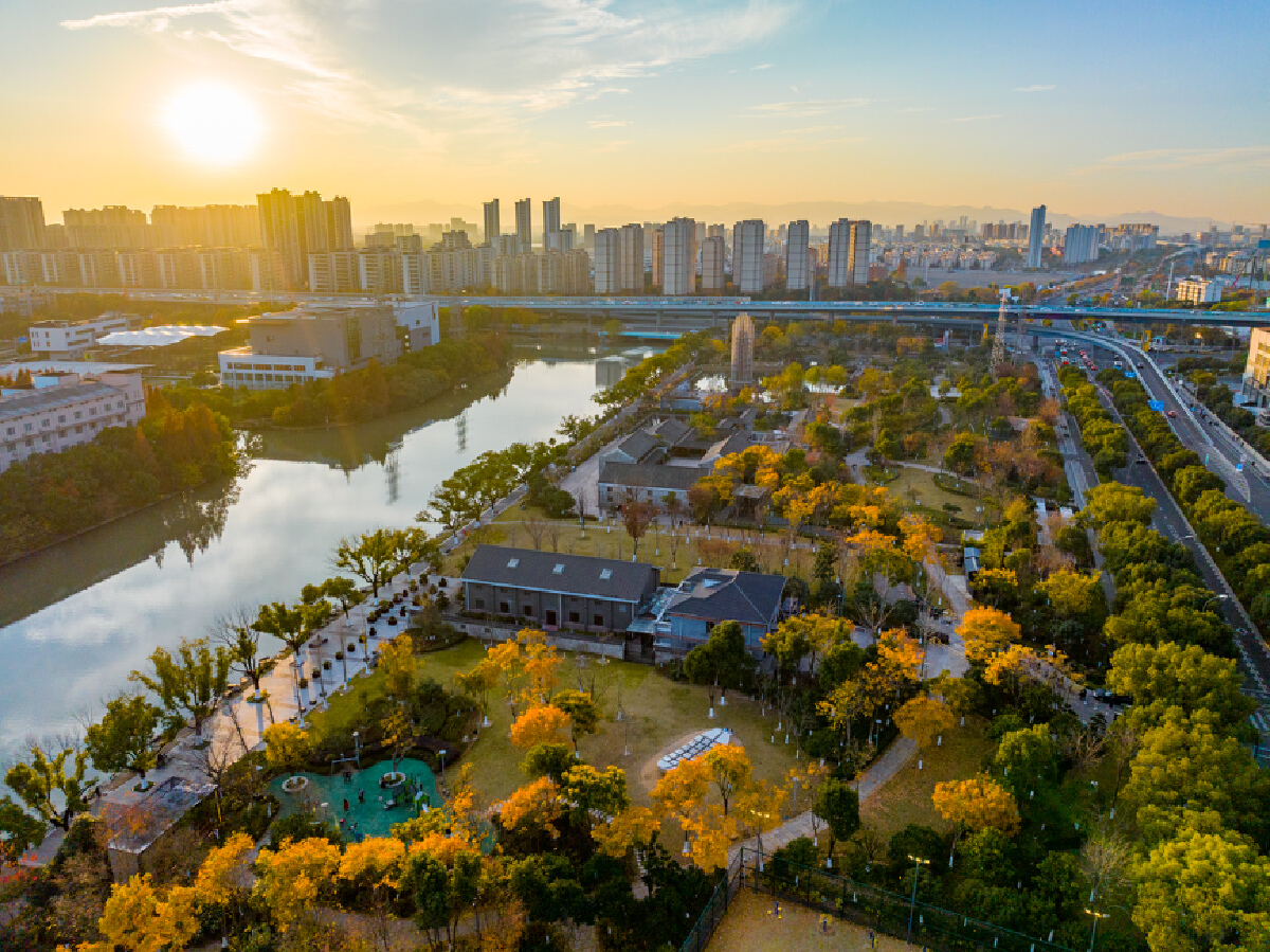 何以中國·運(yùn)載千秋丨這條河竟是浙東運(yùn)河寧波段遺產(chǎn)!現(xiàn)在到了最美的時候