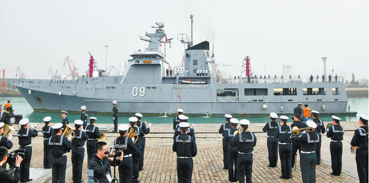 文莱海军"达鲁塔克瓦"号巡逻舰抵达青岛.