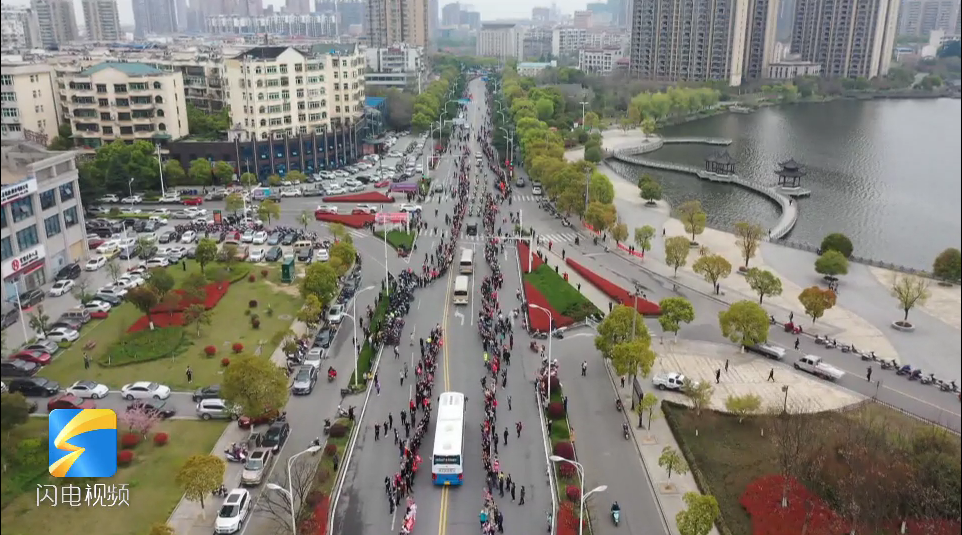 『齐鲁』【地评线】齐鲁视评：英雄归来 疫“声”难忘