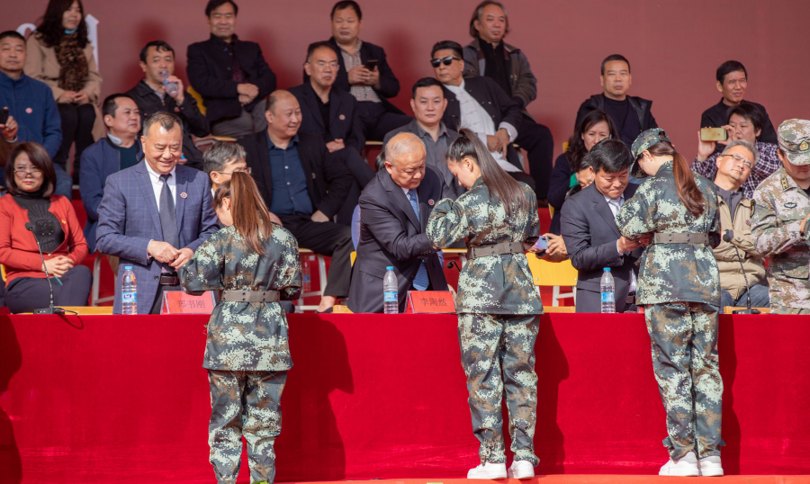 |只争朝夕 不负韶华！河南艺术职业学院举行新生开学典礼暨军训动员大会