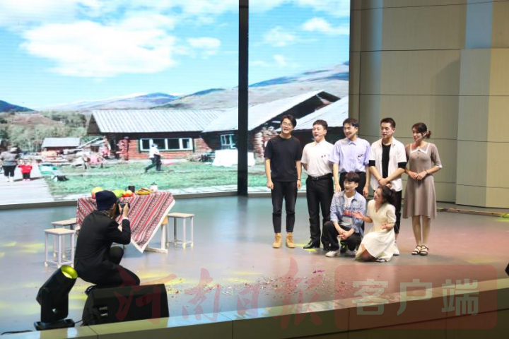 民族团结短剧——构建和谐社会的文化桥梁，民族团结短剧，文化桥梁构建和谐社会
